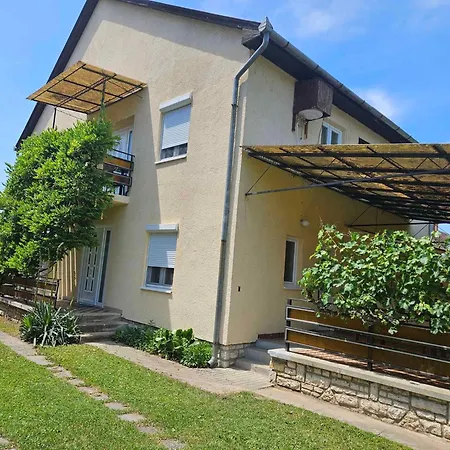In 18536 Apartmán