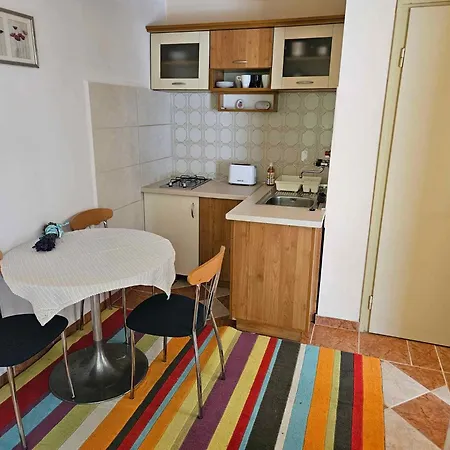 In 18536 Apartmán *